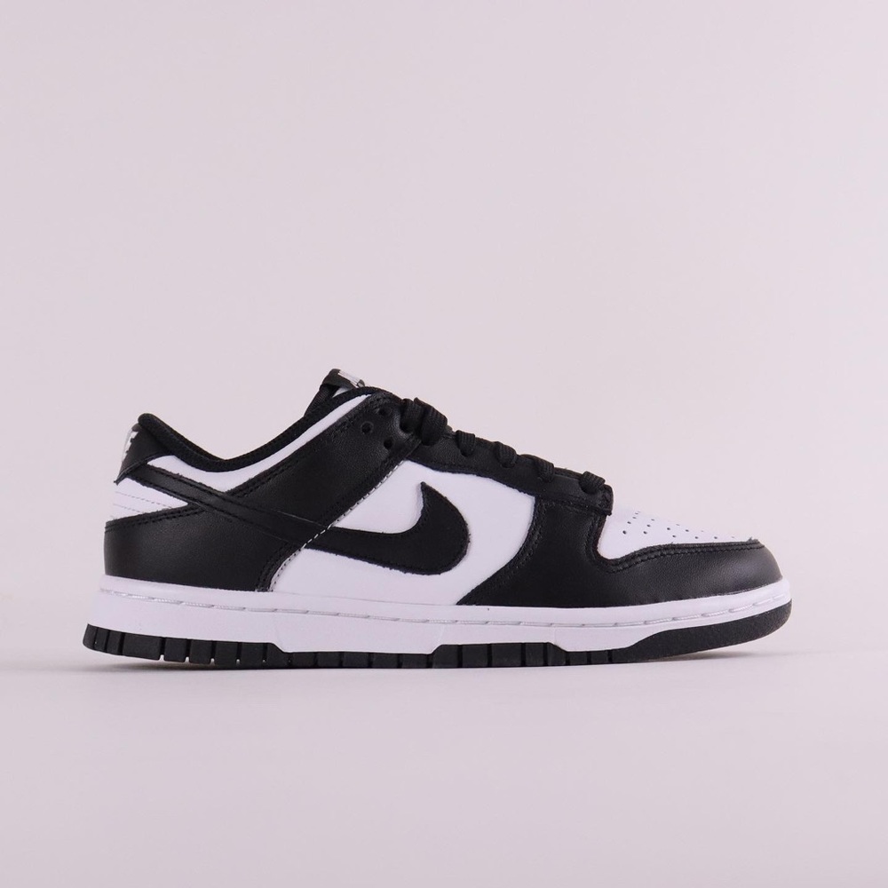 NIKE PANDA DUNK LOW GS (SEE SIZE CONVERSION UNDER DESCRIPTION)
